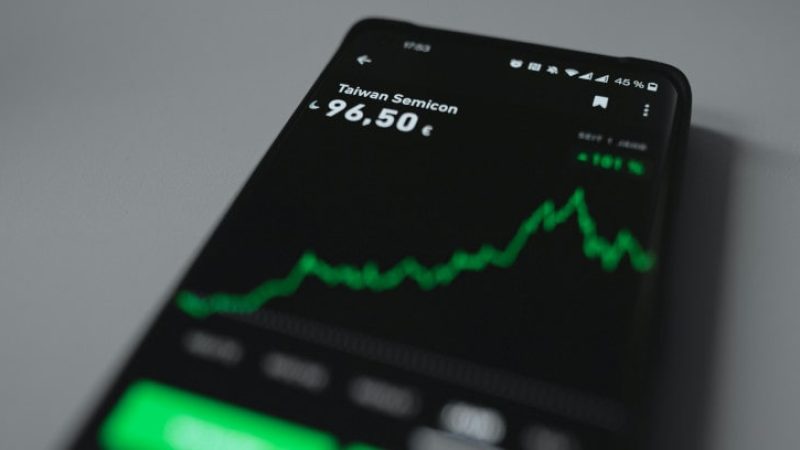 Phone Bill Shock: Are You Ready for 2024's SIM-Only Price Hike?